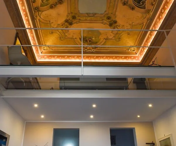 Exclusive Gina\'S Apartment