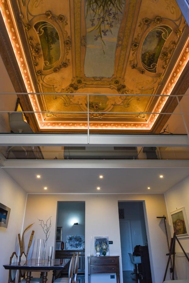 Exclusive Gina's Catania